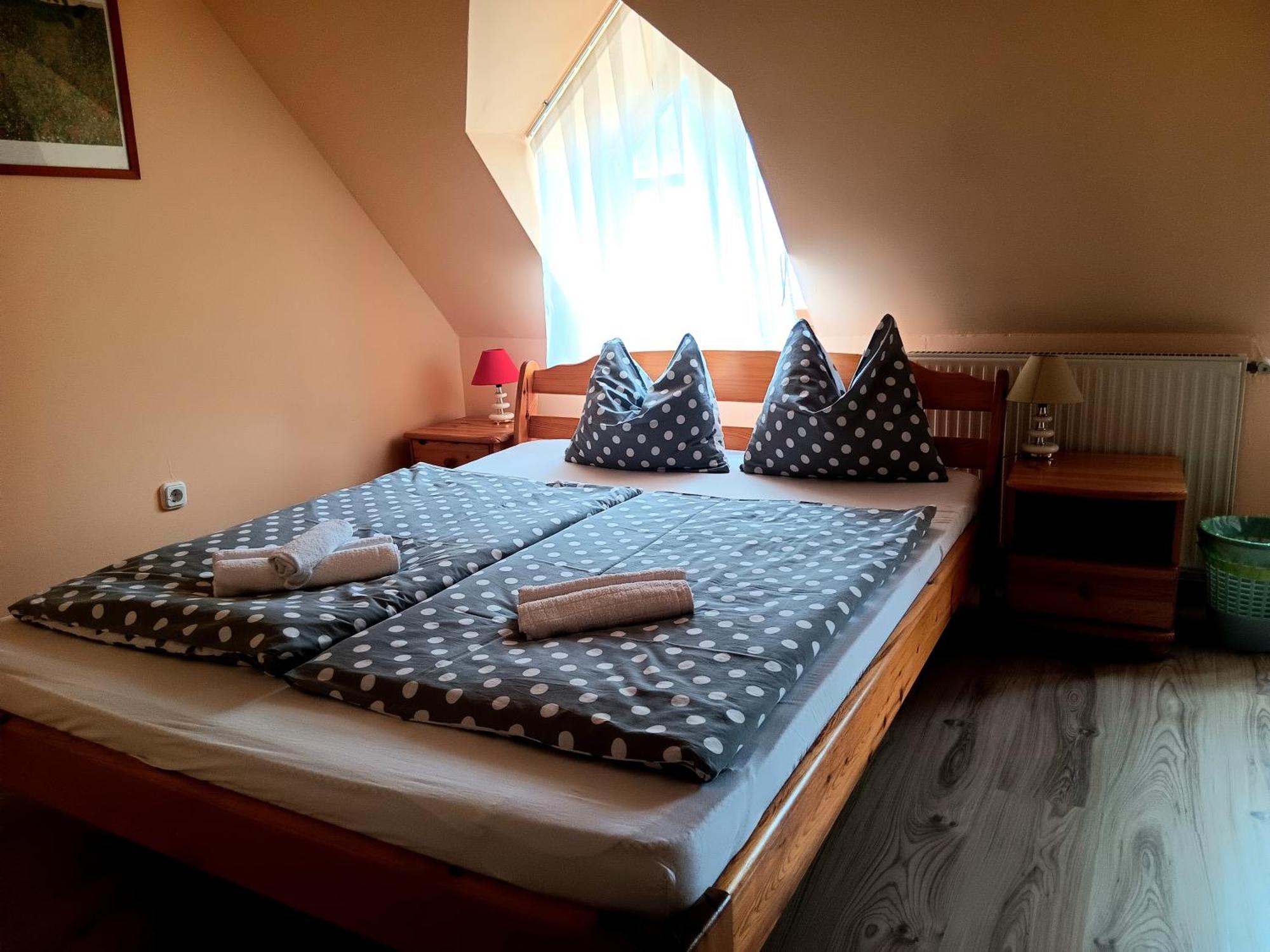 Diana Fogado Bed & Breakfast Keszthely Exterior photo
